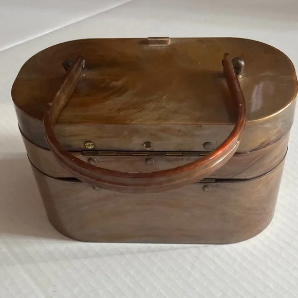 Vintage Brown metallic Cosmetic Case - Picture 5 of 7